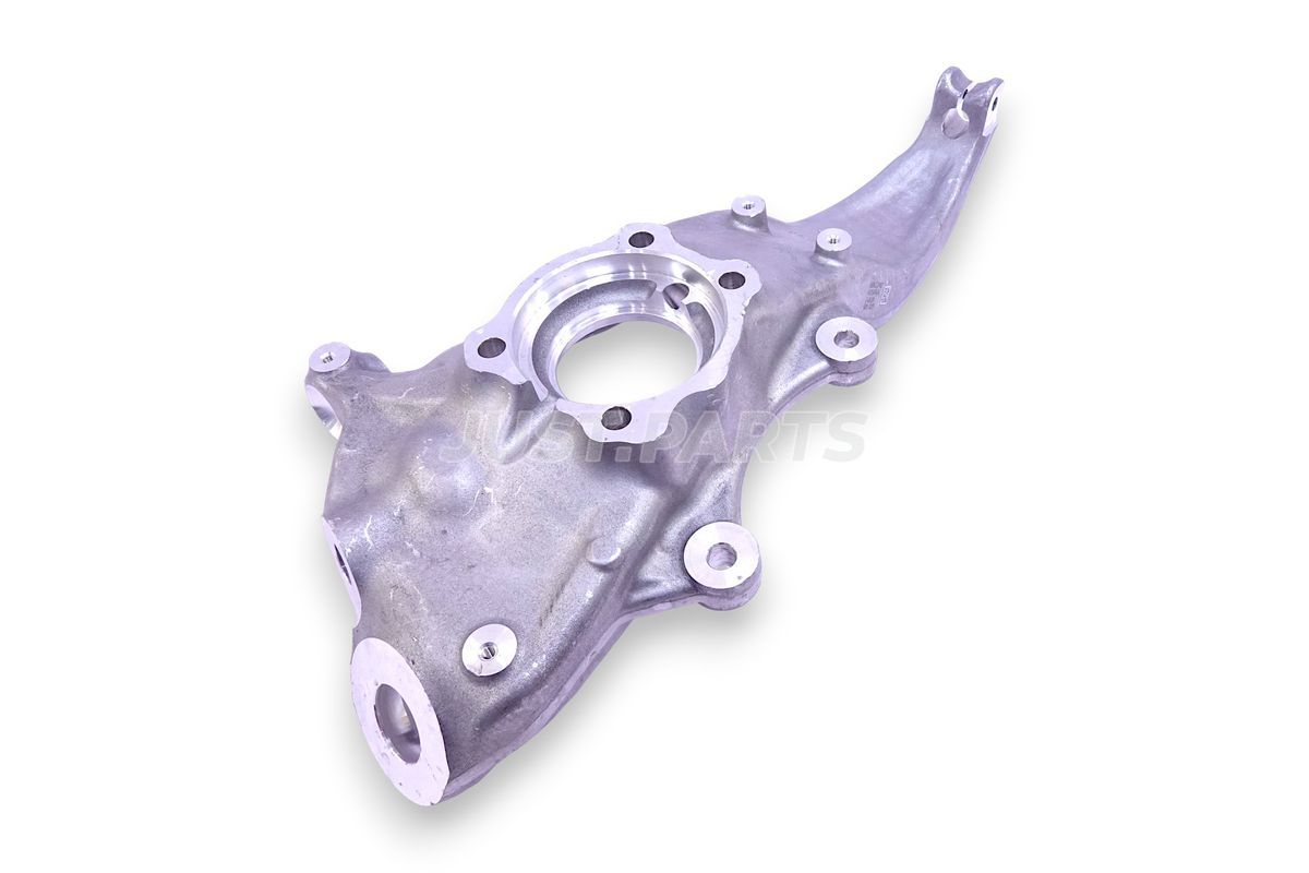 Кулак поворотный левый (полный привод) BMW G30 G31 G14 G15 G16 Gran Coupе